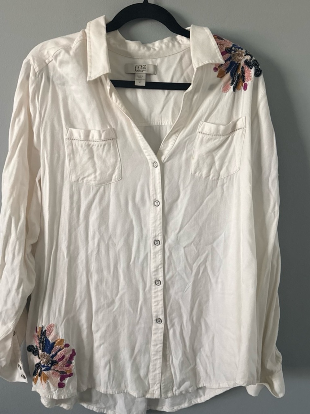 Vintage America White Button-Down Shirt with Multicolor Embroidery